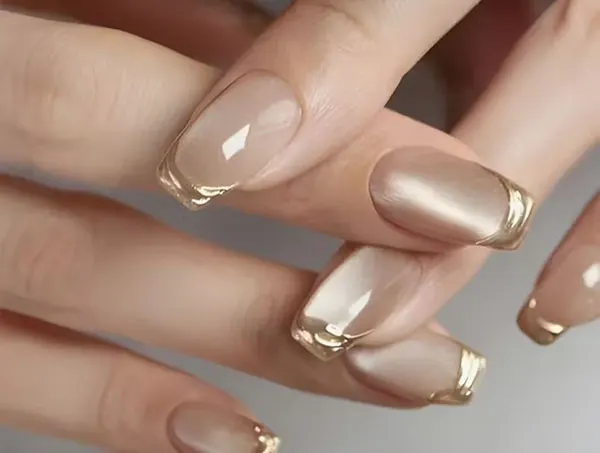 Nude colored nails 20