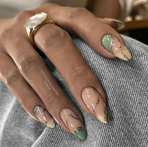 Oval nail model 16