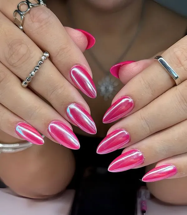 32 مدل ناخن مصنوعی صورتی؛ از بیبیپینک مینیمال تا فوشیای جسور! 20 Pink artificial nails 16