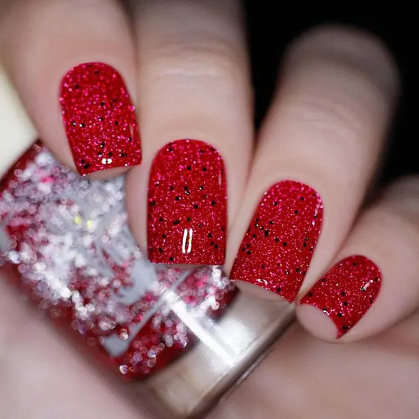 Red nail polish 10