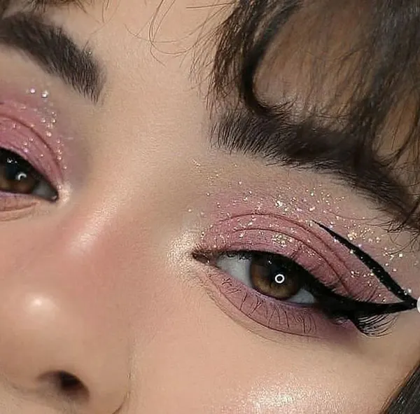 Shine eyeshadow 10