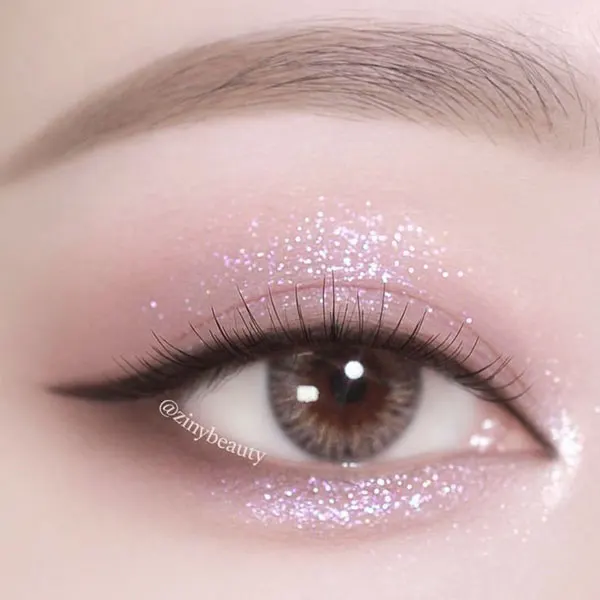 Shine eyeshadow 9