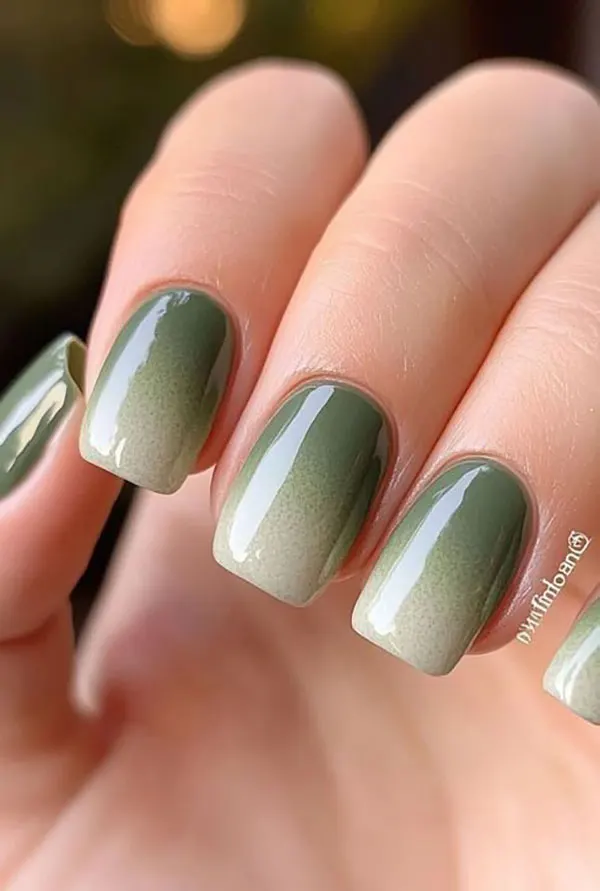 Simple girls nail design 14