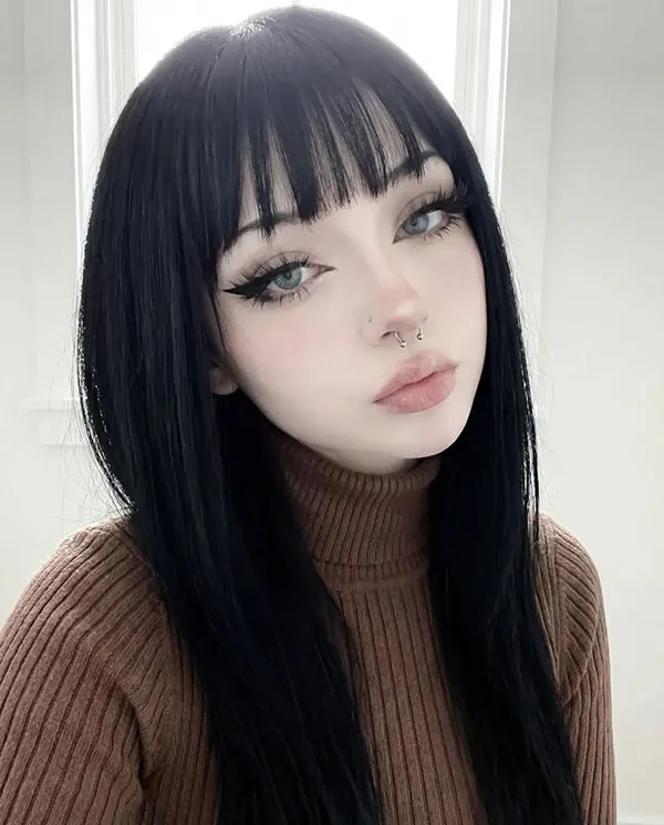 Simple girly makeup 19