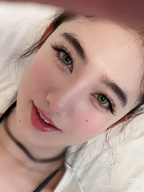 Simple girly makeup 21