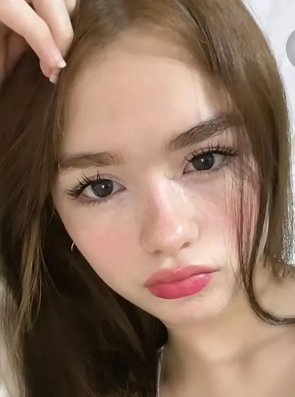 Simple girly makeup 3
