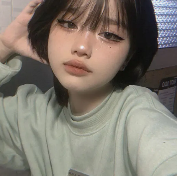 Simple girly makeup 30