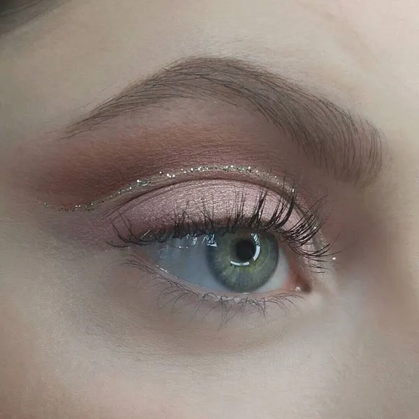 مدل سایه چشم صورتی ساده 2026؛ استایلی دخترانه که این روزها وایرال شده! 23 Simple pink eyeshadow model 27