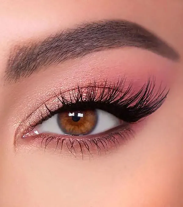 مدل سایه چشم صورتی ساده 2026؛ استایلی دخترانه که این روزها وایرال شده! 7 Simple pink eyeshadow model 6