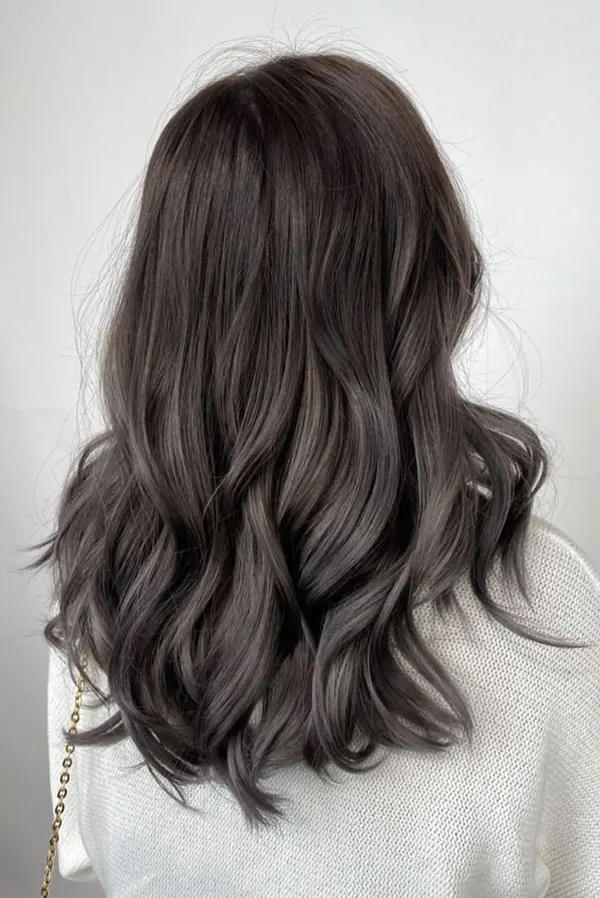 34 ایده رنگ مو دودی بدون دکلره؛ خنک و شیک، بدون ریسک سوختن مو! 12 Smoky hair color without bleach 8