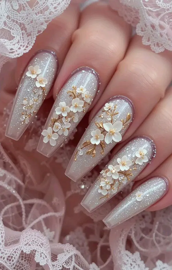 جدیدترین مدل ناخن عروس 1405؛ از مینیمال لاکچری تا شیشهای ظریف! 7 The latest bridal nail design 6
