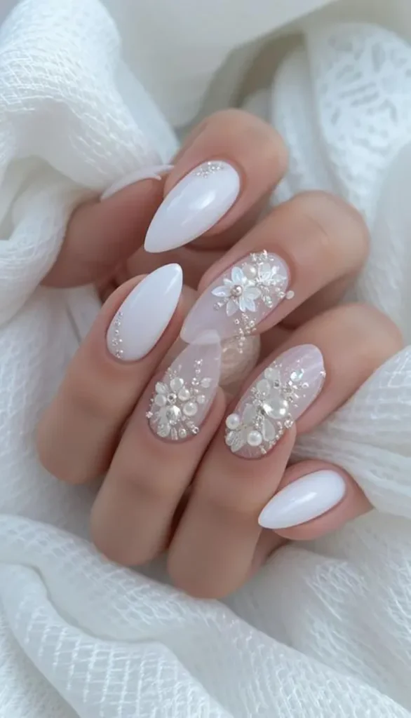 جدیدترین مدل ناخن عروس 1405؛ از مینیمال لاکچری تا شیشهای ظریف! 11 The latest bridal nail design 7