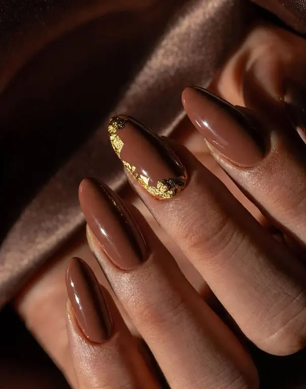 brown nails 2