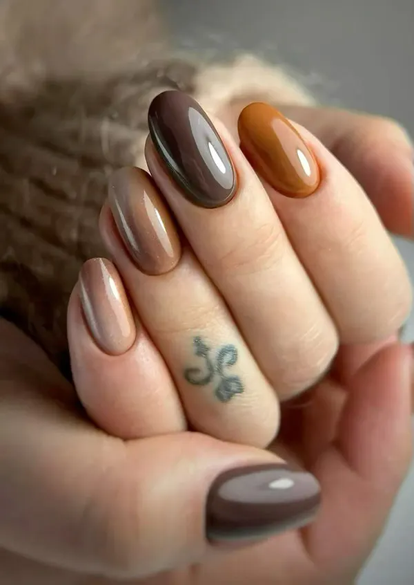 brown nails 3