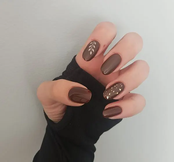 brown nails 31