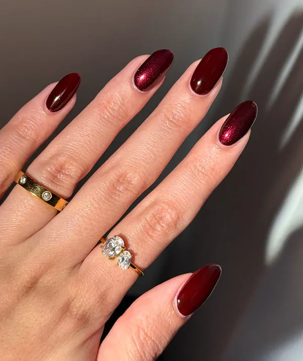 34 ایده رنگ ناخن چری دخترانه | نه جیغ، نه خنثی، دقیقاً وسطِ جذاب🍒 15 cherry nail color 11