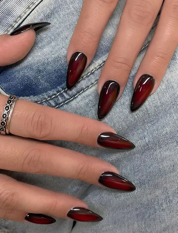 34 ایده رنگ ناخن چری دخترانه | نه جیغ، نه خنثی، دقیقاً وسطِ جذاب🍒 9 cherry nail color 6