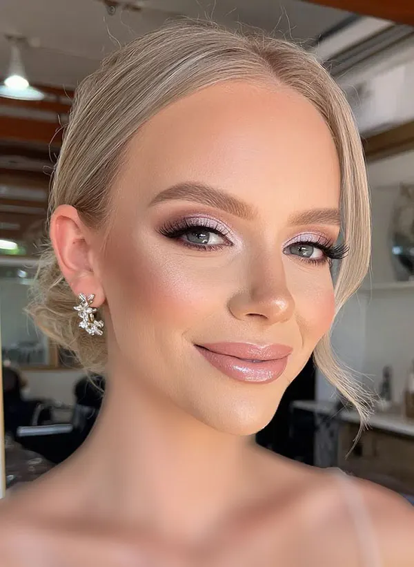 مدل آرایش عروس قشنگ و زیبا 2026؛ با لب نود، چشم گرم و پوست شفاف! 11 Beautiful bridal makeup 10