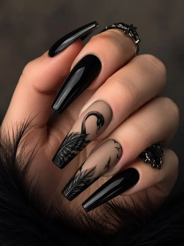 Black nail design 15