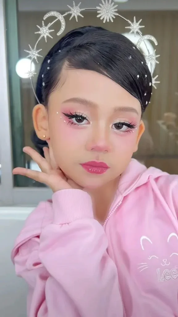 Cute kids makeup 12