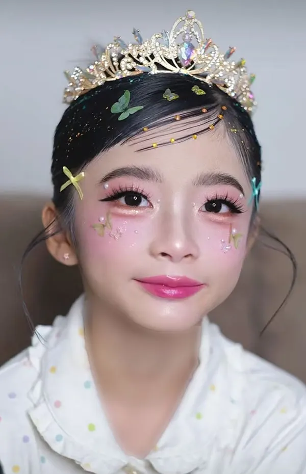 Cute kids makeup 26