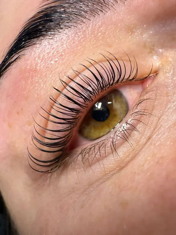 Eyelash lift photo 9