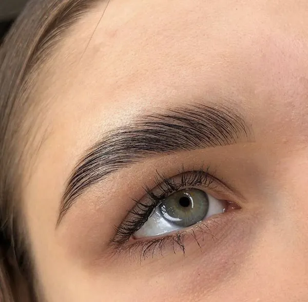 Girls eyebrow fibrosis model 14
