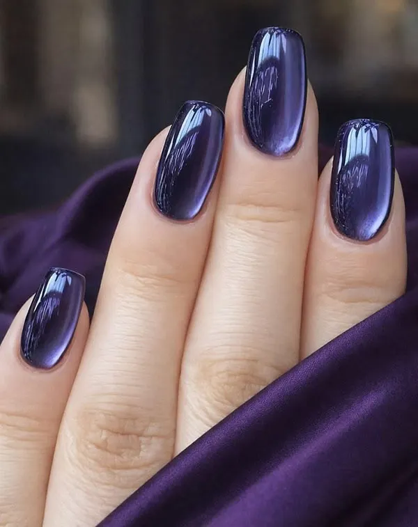 طرح ناخن مگنتی جدید 2026؛ ترندی که دستها را لوکستر نشان میدهد! 30 Magnetic nail design 28