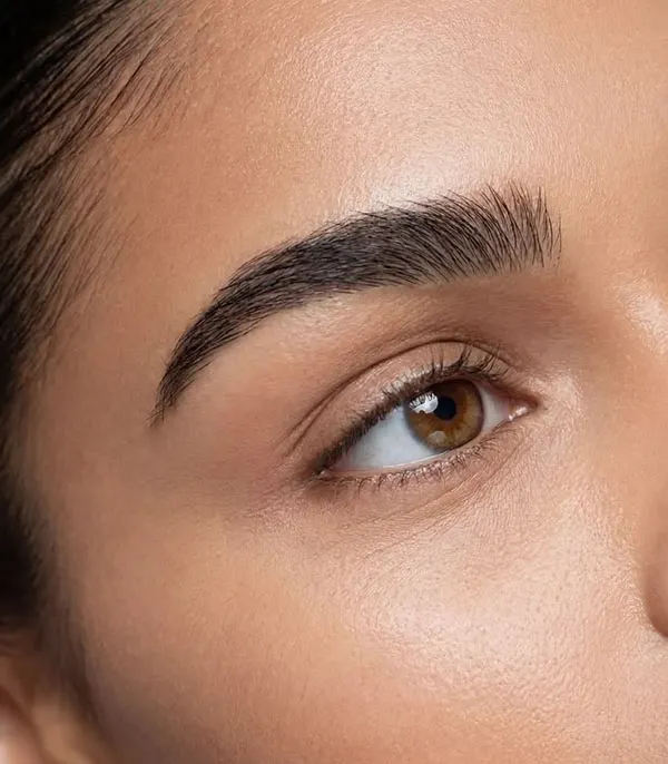 32 مدل کاشت ابرو طبیعی؛ انتخاب دخترهایی که از مداد ابرو خسته شدهاند! 5 Natural eyebrow implantation 2