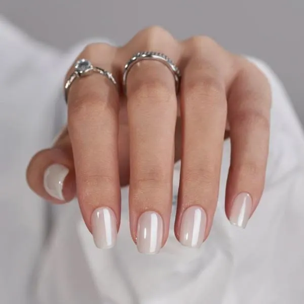 Natural gel nail design for girls 19