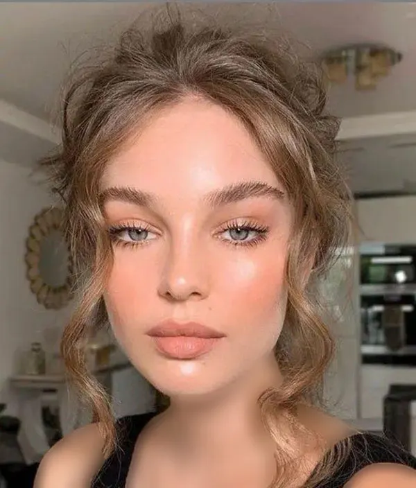 Natural makeup 10