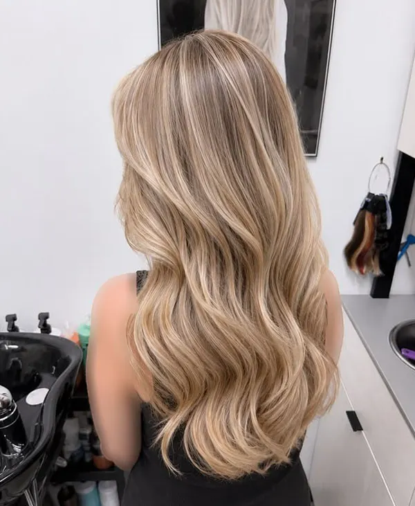 مدل رنگ مو هایلایت روشن جدید 2026؛ تغییر کوچکی که استایلتو متحول میکنه! 19 New light highlight hair color 15