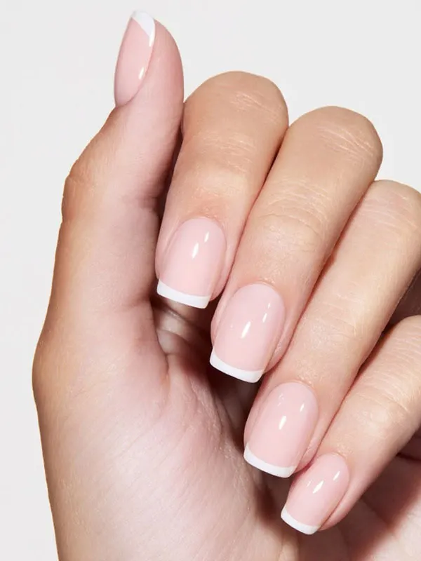 32 مدل ناخن فرنچ کوتاه؛ انتخاب دخترهای مینیمال و خوشاستایل! 29 Short French nail style 25
