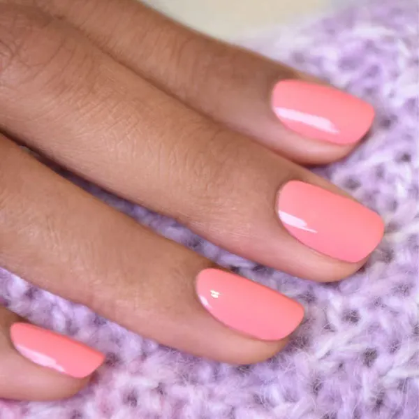 30 رنگ ناخن تابستانی 2026؛ امسال همه عاشق این رنگها شدن! 16 Summer nail color 11