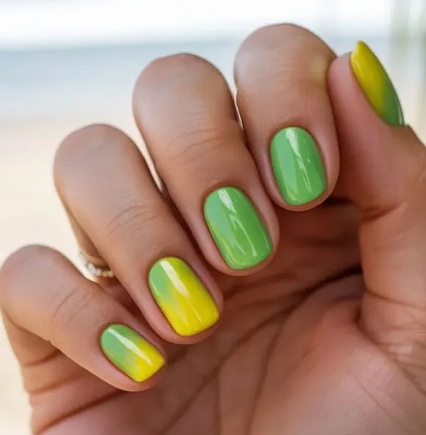 30 رنگ ناخن تابستانی 2026؛ امسال همه عاشق این رنگها شدن! 27 Summer nail color 22