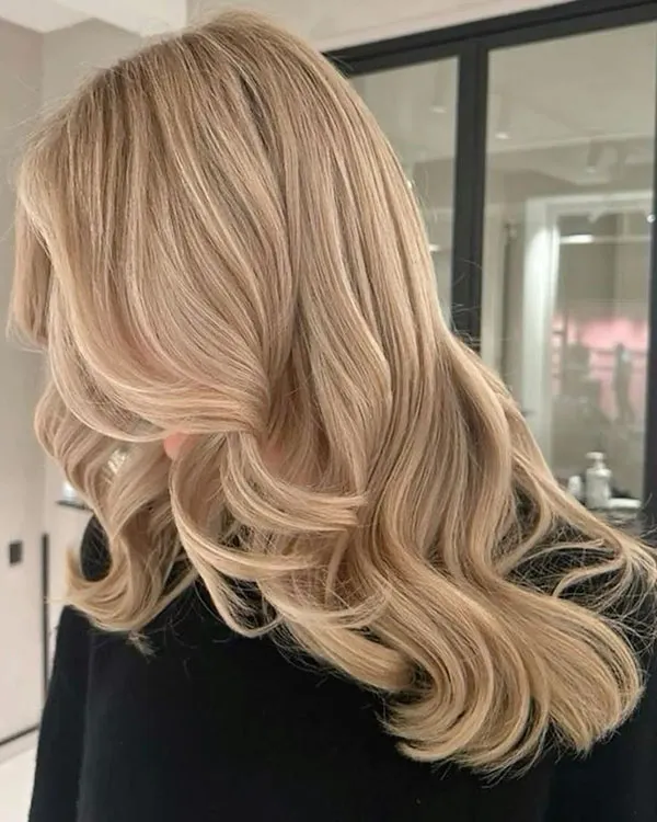 The latest hair color model 18