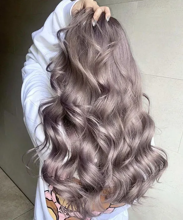 The latest hair color model 23