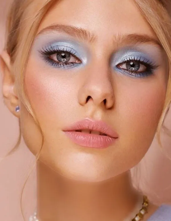 cute makeup model 1