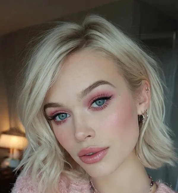 cute makeup model 28