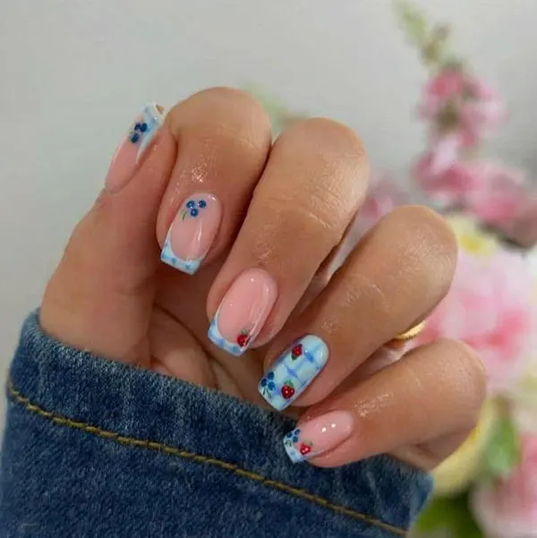Blueberry nail design 16