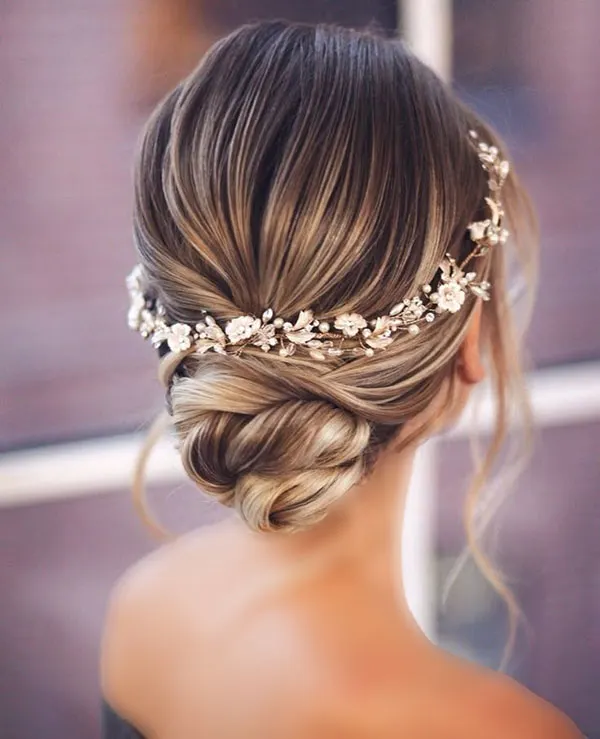 Bridal hair color 17