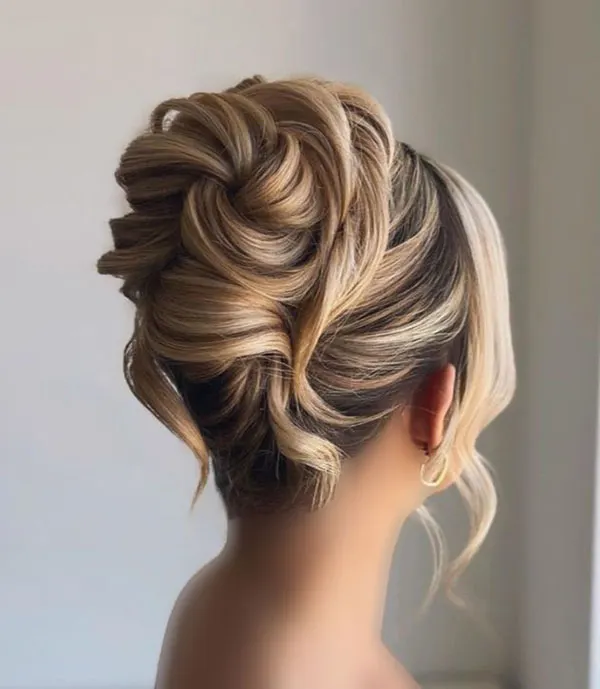 Bridal hair color 24