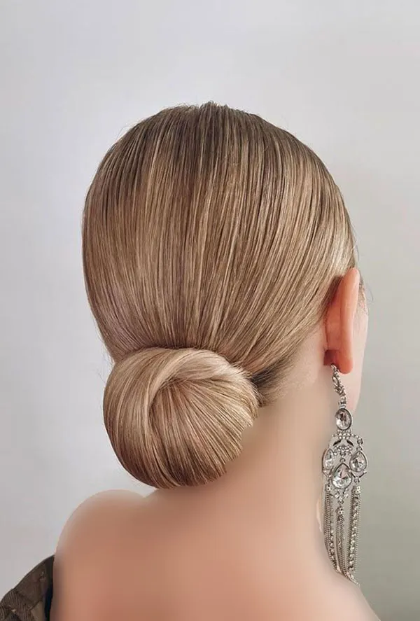Classic Chignon 10