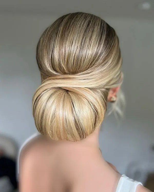 Classic Chignon 14