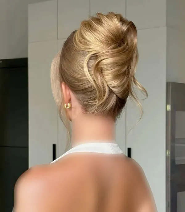 Classic Chignon 2