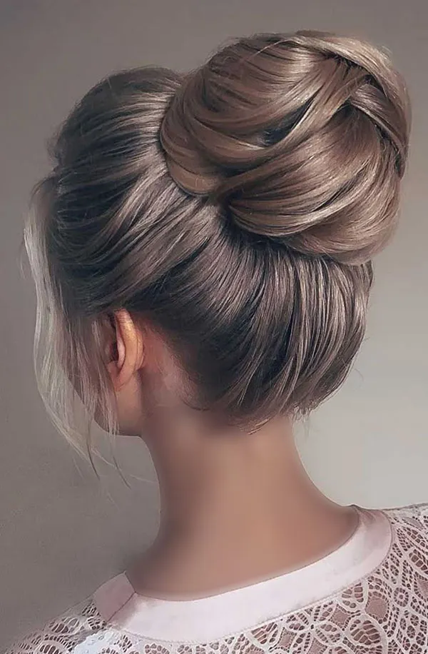 Classic Chignon 23