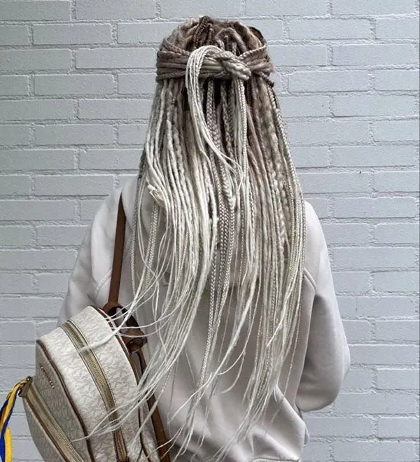 Fine hair texture 27