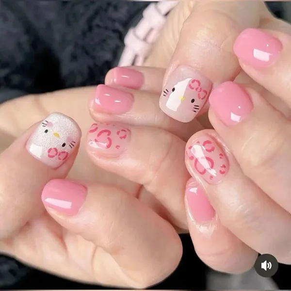 Hello Kitty nail design 25