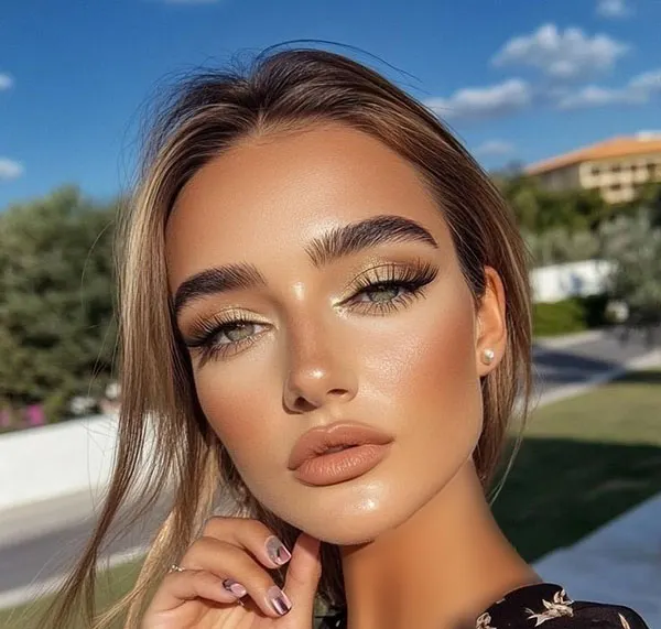 32 مدل میکاپ لاتین دخترونه؛ دلیل جذابتر شدن چهره بسیاری از سلبریتیهاست! 15 Latin style makeup 7