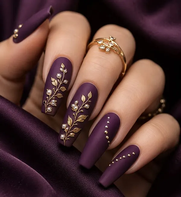 35 طرح ناخن بلند که امسال همه عاشقشان شدهاند! 28 Long nail design 22